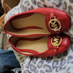 MICHAEL KOR RED Driving Loafers